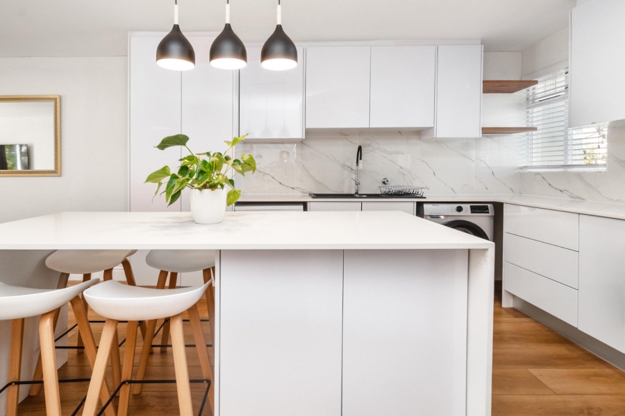 2 Bedroom Property for Sale in Sea Point Western Cape